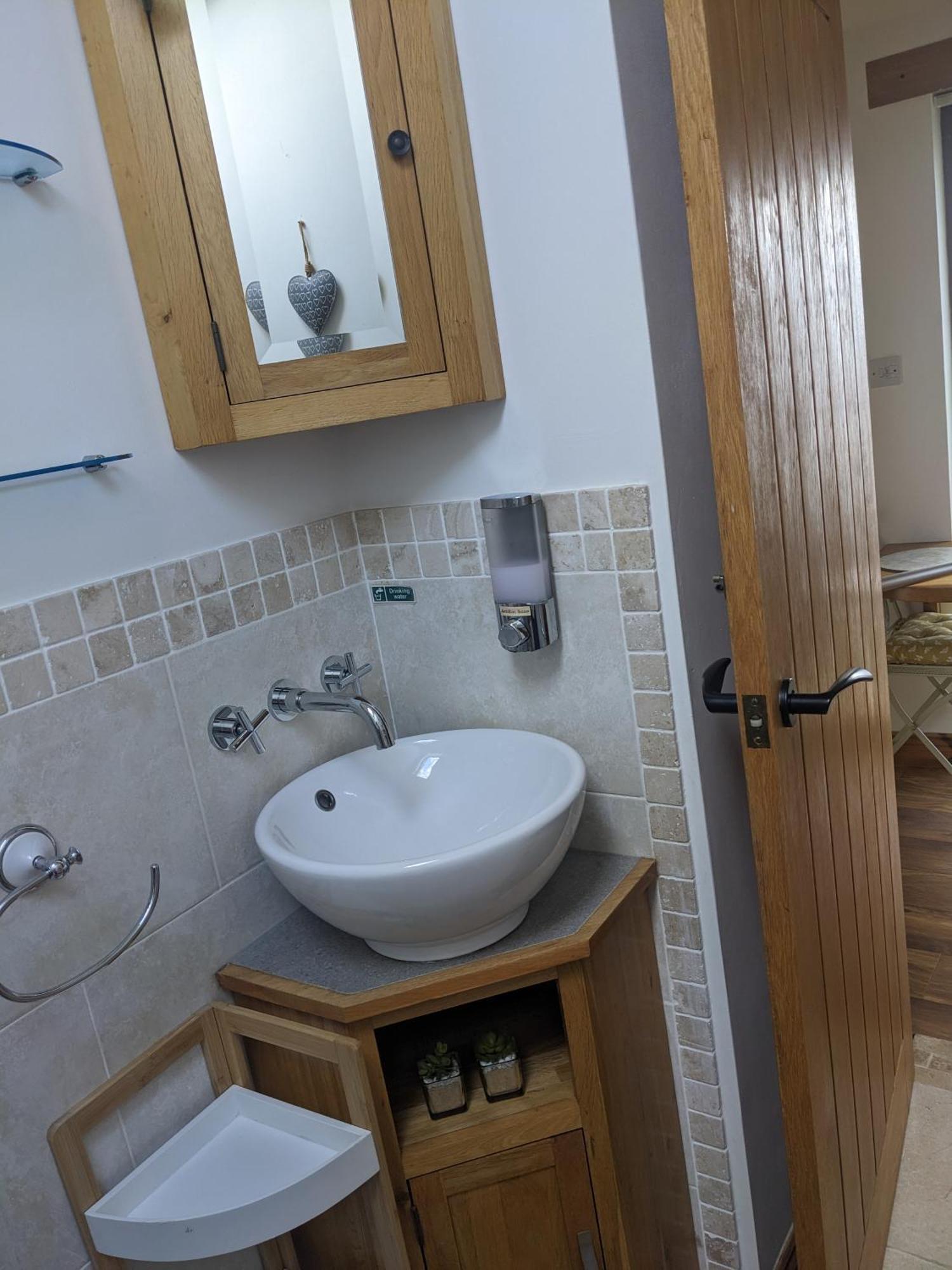 ウィートレイ Sunnyside Annexe Bed & Breakfast エクステリア 写真