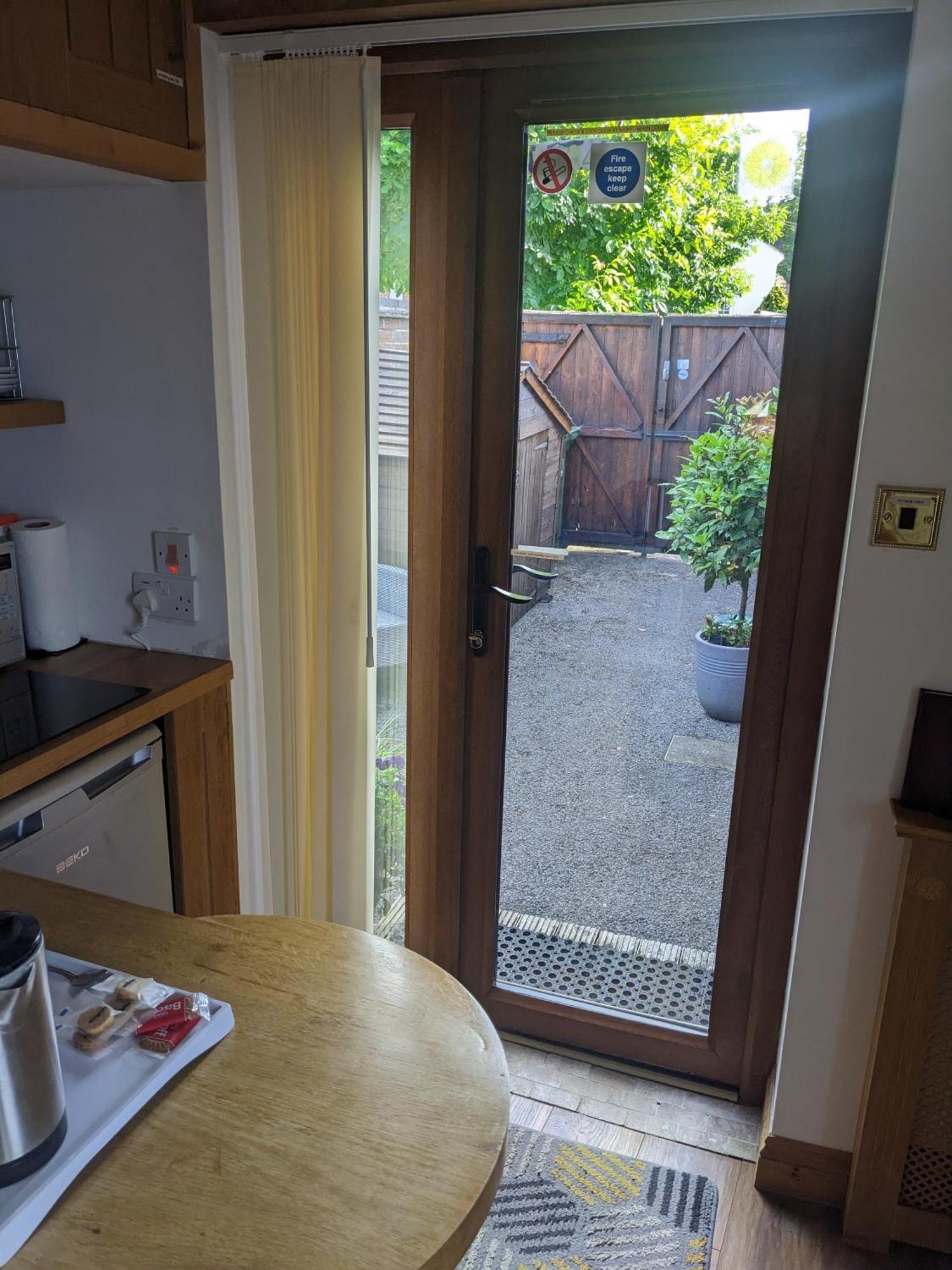 ウィートレイ Sunnyside Annexe Bed & Breakfast エクステリア 写真